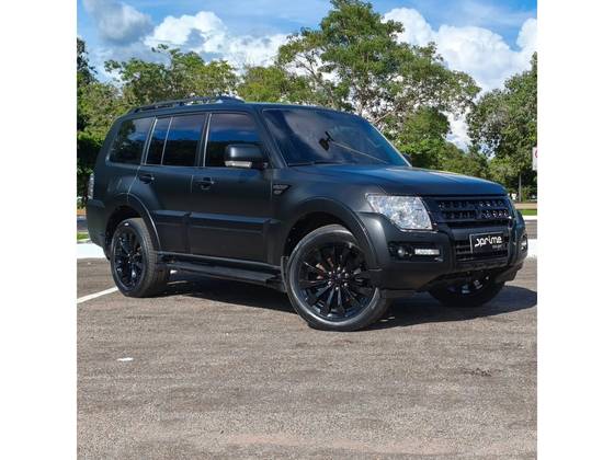 MITSUBISHI PAJERO 3.2 HPE 4X4 7 LUGARES 16V TURBO INTERCOOLER DIESEL 4P AUTOMÁTICO